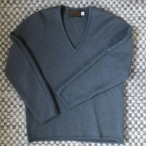 Men’s Pendleton V Neck Sweater